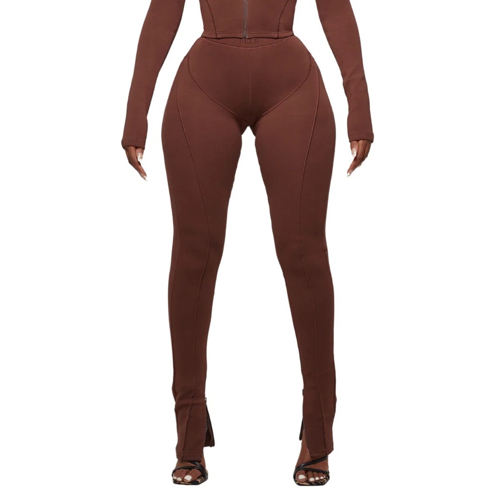 V.4 MAORI SHAPE LEGGINGS